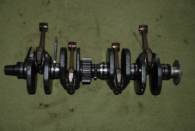 Kurbelwelle mit Lagern u.Pleuel