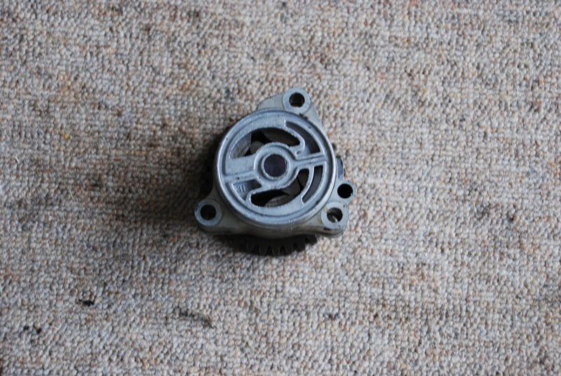 Ölpumpe Oilpump Oilpress