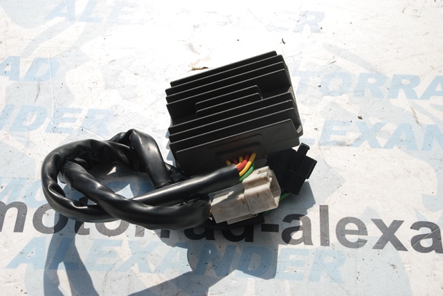 Lichtmaschinenregler / Gleichrichter