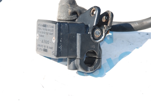 Hauptbremszylinder vorne