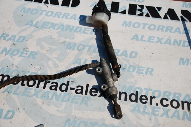 Hauptbremszylinder hinten