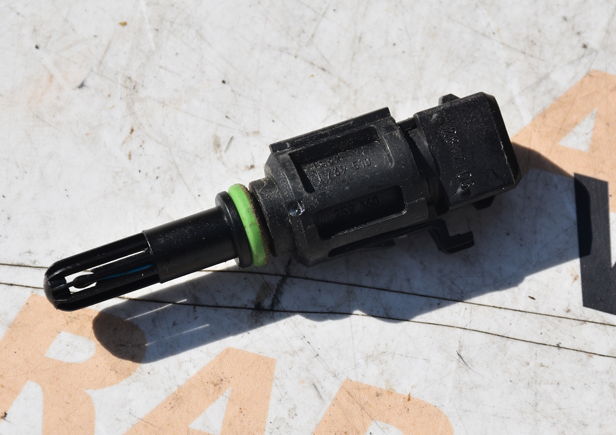 Ansauglufttemperatursensor Airbox